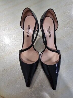 Tom Ford Black Patent Leather D'Orsay Pump with Gold Heel